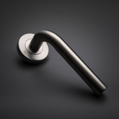 Béquille double sur rosace bec de cane JADE série 1194 - Inox - Droite
