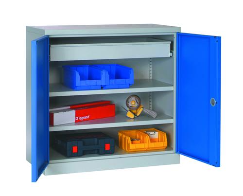 ARMOIRE PUPITRE OU BASSES PORTES BATTANTES