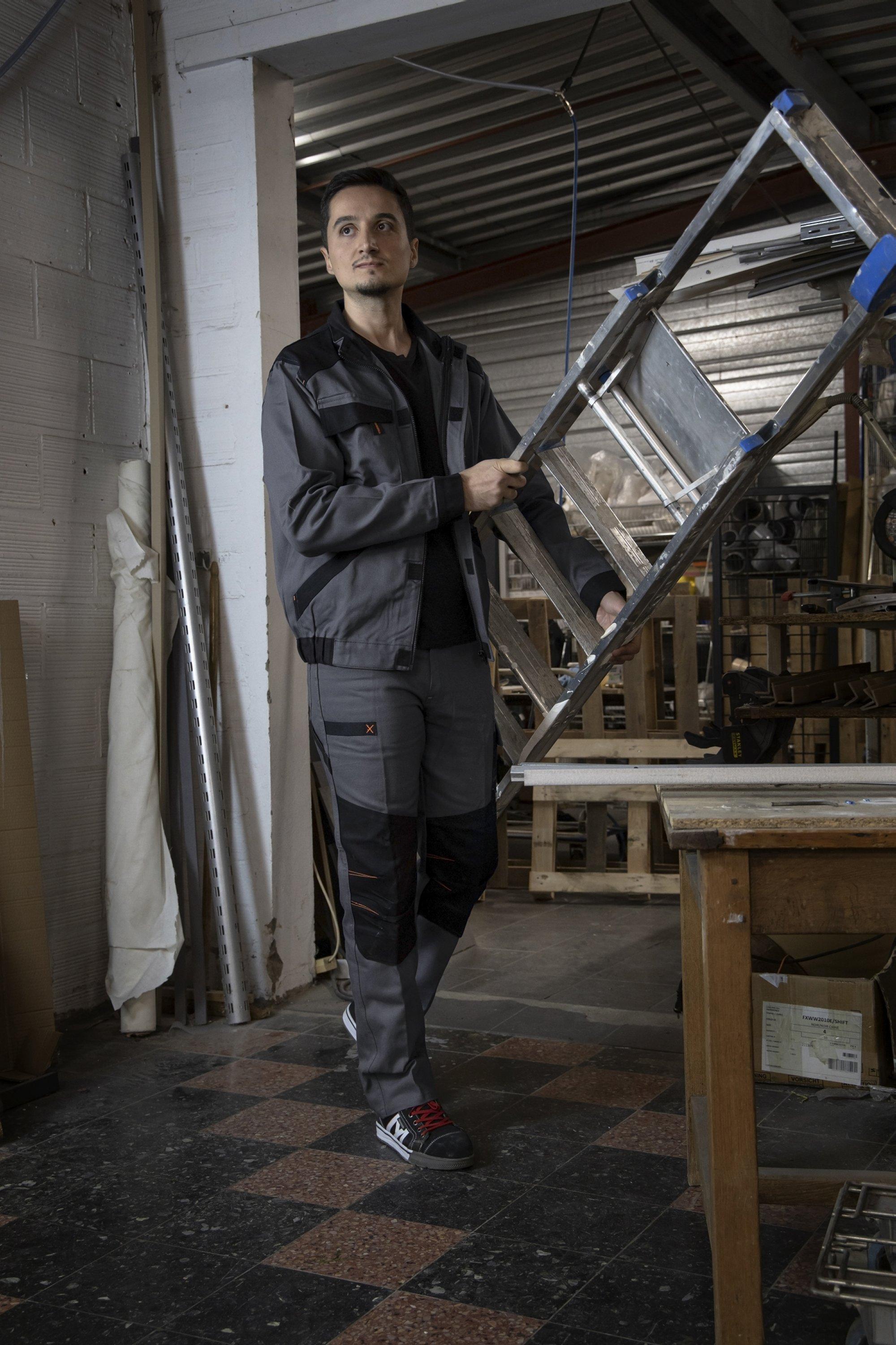 PANTALON BICOLORE MULTIPOCHES GRIS/NOIR TAILLE 38 A 60