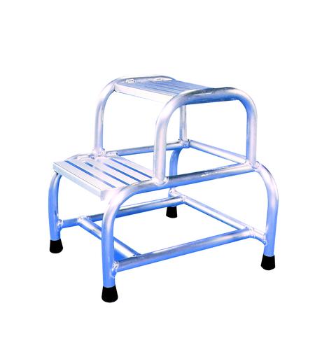 MARCHEPIED FIXE EN TUBE ALUMINIUM SOUDES - CHARGE 150 KG
